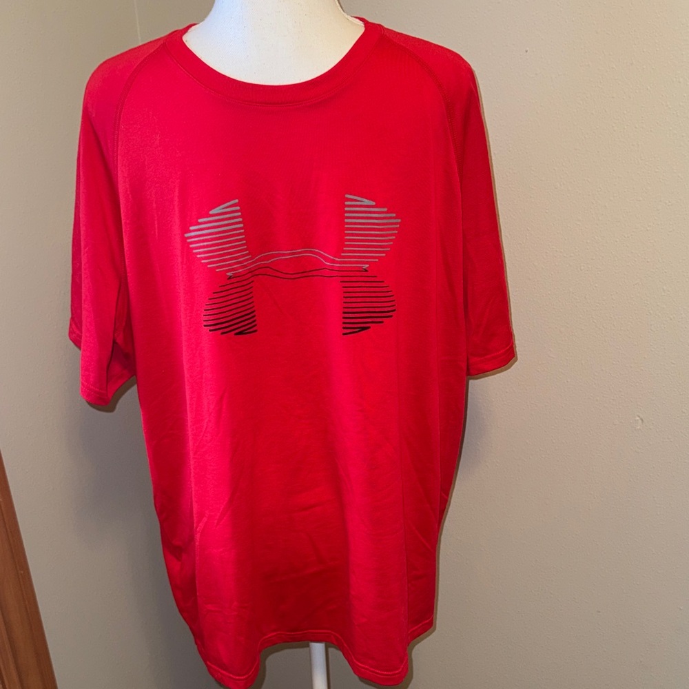 Men’s Under Armour Heat Gear TShirt Large